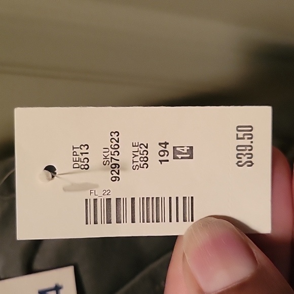 AEROPOSTALE NWT HIGH RISE MIDI SHORTS 15" WAIST - Picture 4 of 4